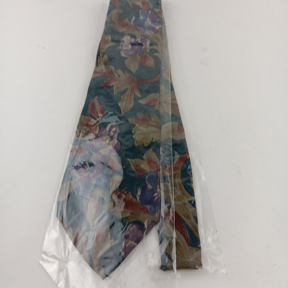 Oakton Limited Men’s Multicolor Floral Design Wide Necktie - Pure Silk